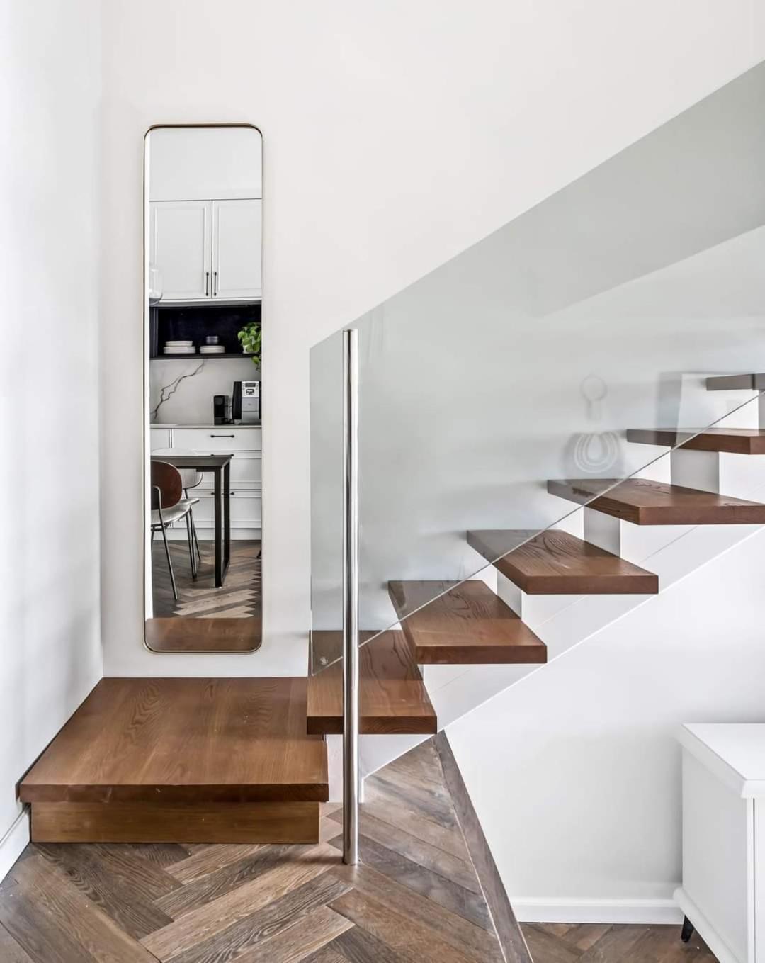Elegant Duplex With Parking By Beachfront Stay Herzliya Bagian luar foto